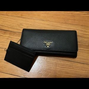 Authentic PRADA Large Saffiano Leather Wallet with card case